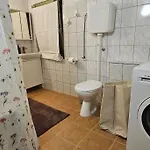 Ferienhaus Stone Three Bedroom House With Rooftop Terrace