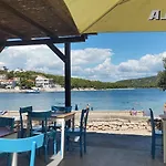 Stone Three Bedroom House With Rooftop Terrace Jezera