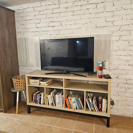 Stone Three Bedroom House With Rooftop Terrace * Jezera