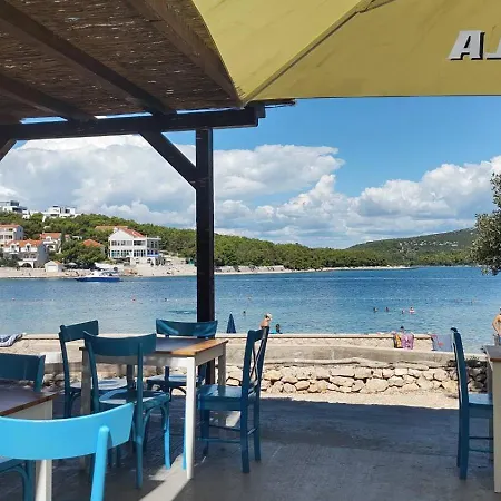 Stone Three Bedroom House With Rooftop Terrace Jezera