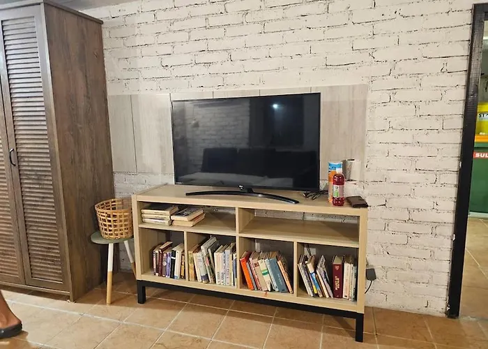 Stone Three Bedroom House With Rooftop Terrace * Jezera