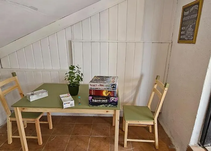 Stone Three Bedroom House With Rooftop Terrace Feriehus *