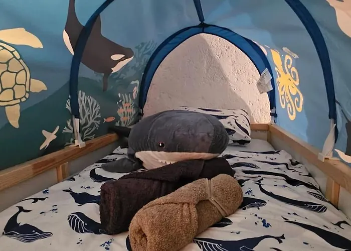 Feriehus Stone Three Bedroom House With Rooftop Terrace *