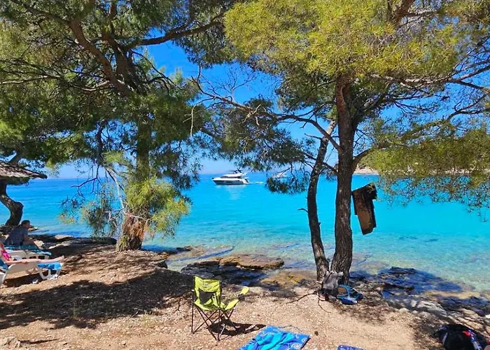 Stone Three Bedroom House With Rooftop Terrace Feriehus *